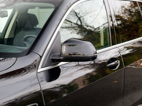 Used 2024 BMW X7 xDrive40i image 11