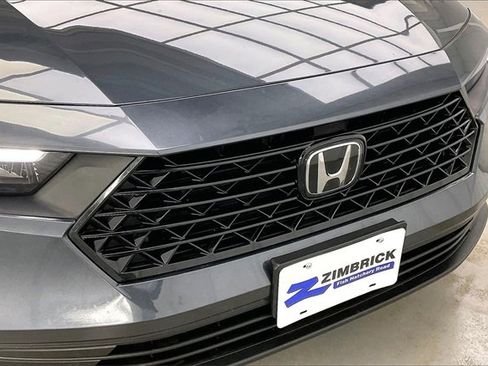 Certified 2023 Honda Accord EX image 31