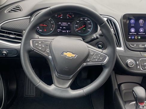 Used 2025 Chevrolet Malibu RS image 33