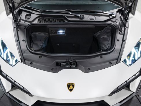 Used 2024 Lamborghini Huracan Tecnica RWD image 73