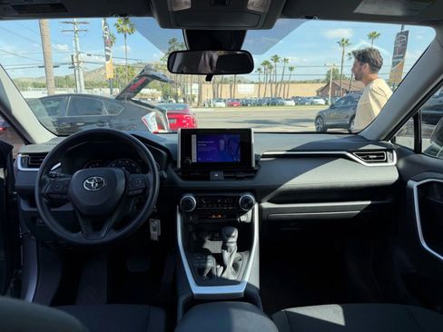 Used 2024 Toyota RAV4 LE image 28