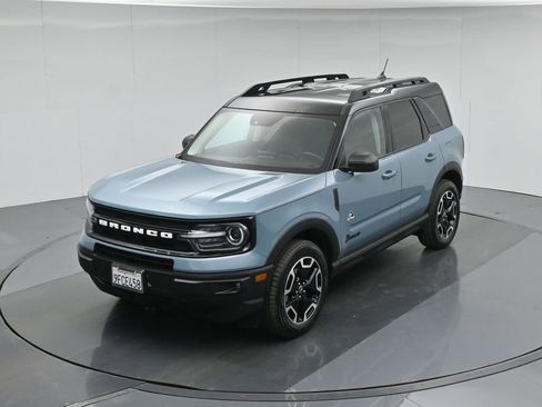 Used 2022 Ford Bronco Sport Outer Banks w/ Tech Package AWD/4WD image 40