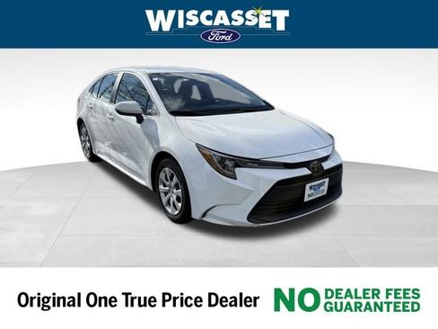 Used 2024 Toyota Corolla LE image 1