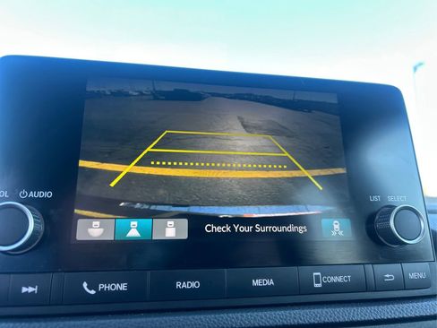 Used 2025 Honda CR-V Sport image 26