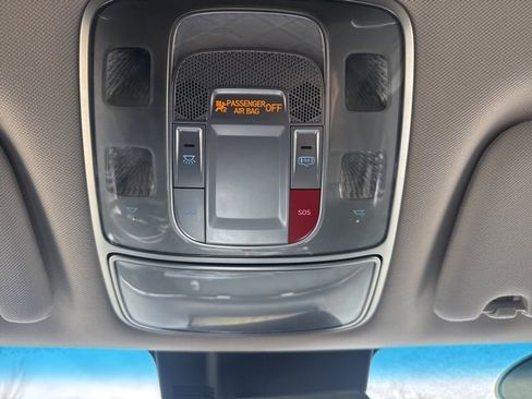 Used 2024 Genesis GV70 2.5T image 25