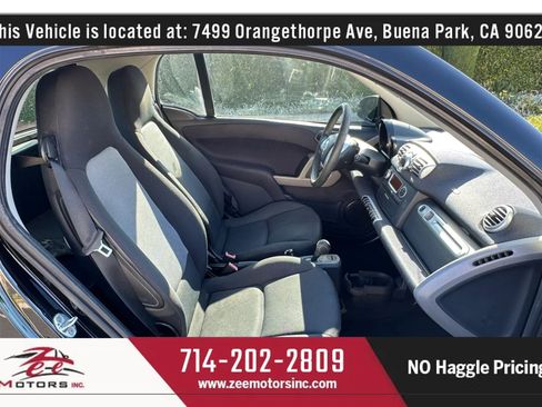 Used 2014 smart fortwo pure RWD image 19