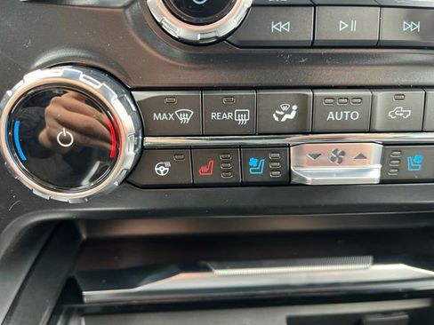 Used 2026 Ford F250 Platinum AWD/4WD image 10
