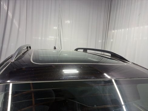 Used 2018 Subaru Forester 2.5i Premium w/ All-Weather Package AWD/4WD image 17