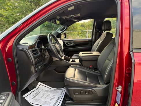 Used 2023 Chevrolet Tahoe Premier w/ Max Trailering Package AWD/4WD image 25