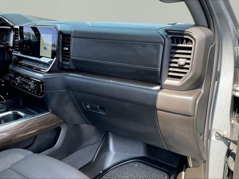Used 2024 Chevrolet Silverado 1500 RST w/ Convenience Package II AWD/4WD image 18