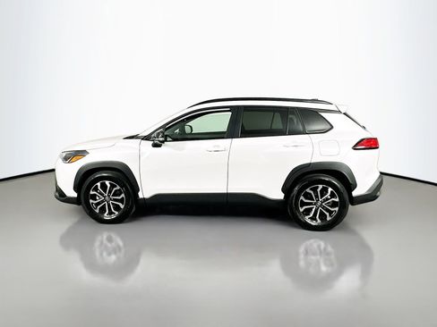 Used 2025 Toyota Corolla Cross AWD Hybrid image 4