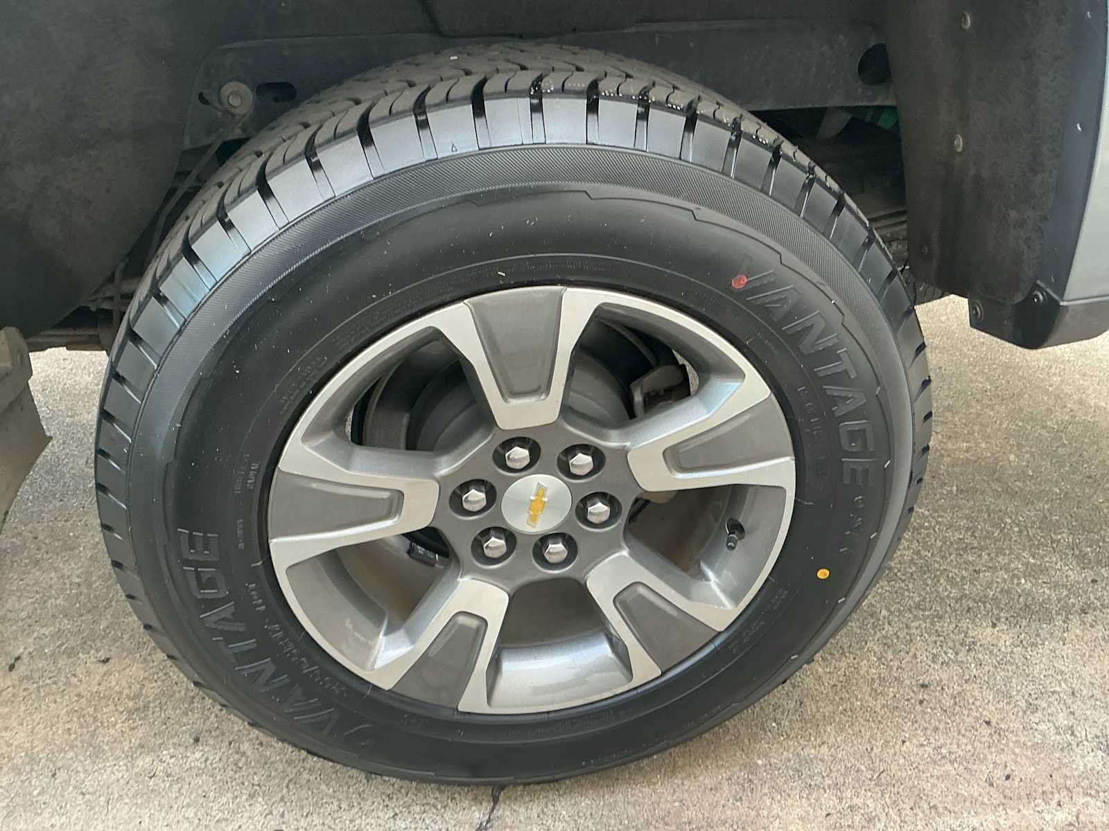 Used 2019 Chevrolet Colorado Z71 RWD image 10