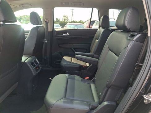 Used 2019 Volkswagen Atlas SE w/ Panoramic Sunroof Package AWD/4WD image 10