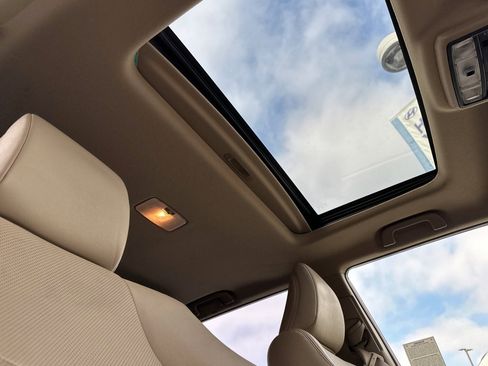 Used 2018 Toyota 4Runner Limited image 17