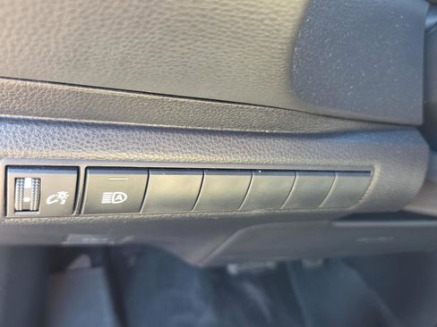 Certified 2023 Toyota Corolla XSE image 22