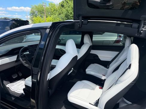Used 2023 Tesla Model X Plaid AWD/4WD image 6