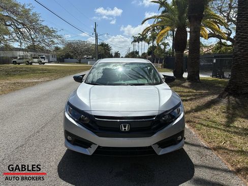 Used 2018 Honda Civic LX image 3
