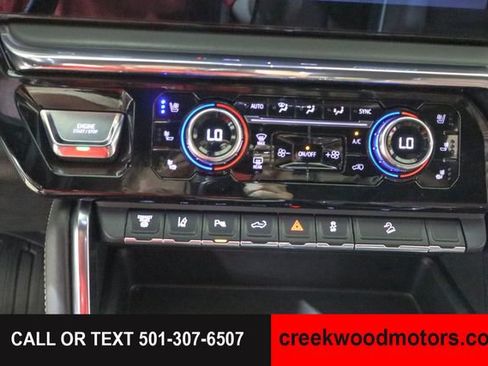Used 2024 GMC Sierra 2500 Denali Ultimate AWD/4WD image 56