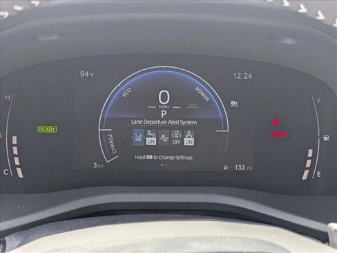 Used 2025 Toyota Camry SE image 11