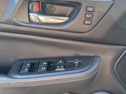 Used 2015 Subaru Outback 3.6R Limited w/ Popular Package #4 image 11