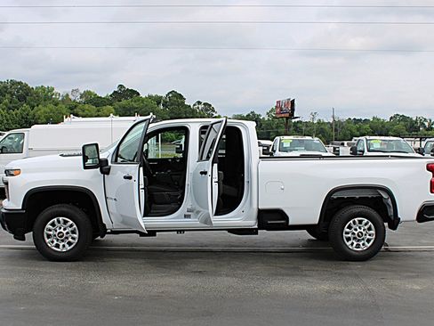 Used 2026 Chevrolet Silverado 2500 W/T w/ WT Convenience Package RWD image 7