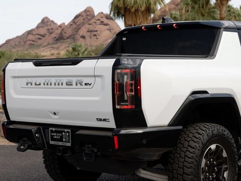 Used 2022 GMC Hummer EV Edition 1 w/ LPO, Illumination Package AWD/4WD image 11