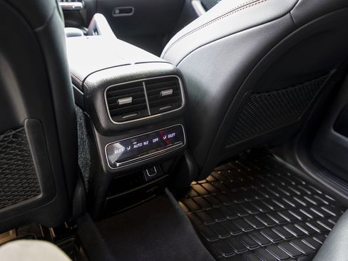 Used 2023 Mercedes-Benz GLE 53 AMG 4MATIC image 20