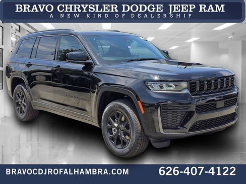 New 2026 Jeep Grand Cherokee L 4WD image 1