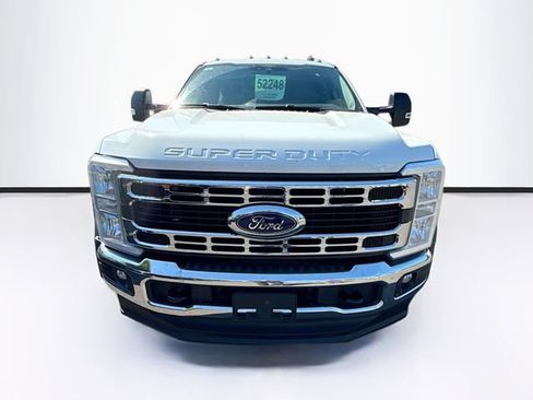 New 2025 Ford F550 4x4 Crew Cab image 2
