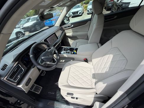New 2026 Volkswagen Atlas SEL Premium R-Line AWD/4WD image 30