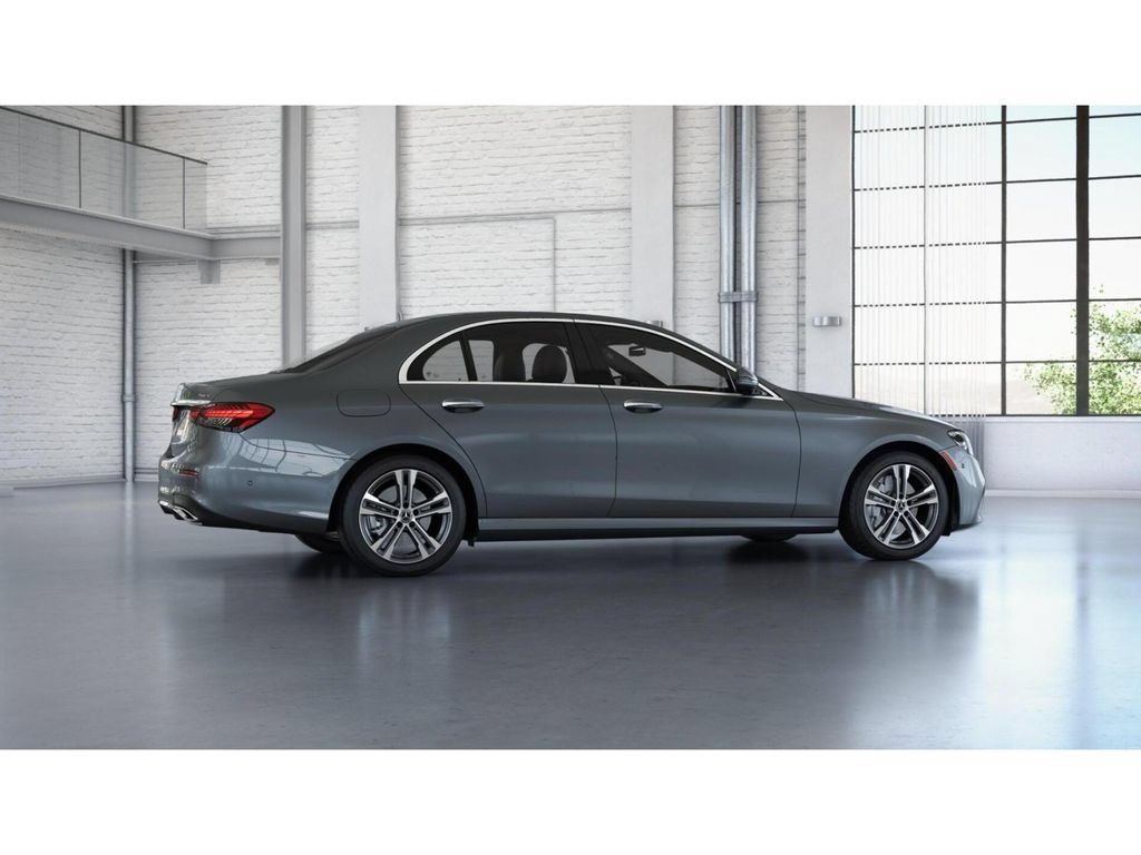 Used 2023 Mercedes-Benz E 350 4MATIC Sedan image 19