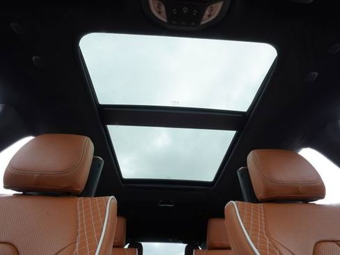 New 2026 Chrysler Pacifica Pinnacle image 10