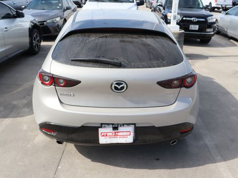 Used 2022 MAZDA MAZDA3 s image 7