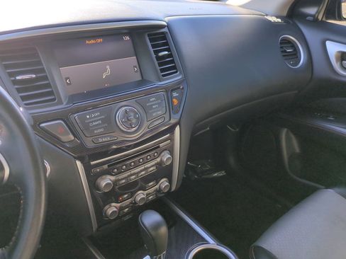 Used 2020 Nissan Pathfinder SV w/ Rock Creek Edition image 23