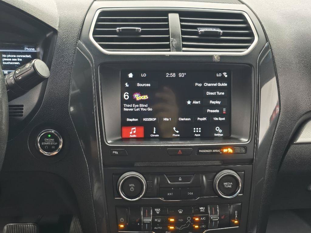 Used 2017 Ford Explorer XLT w/ Equipment Group 202A FWD image 24