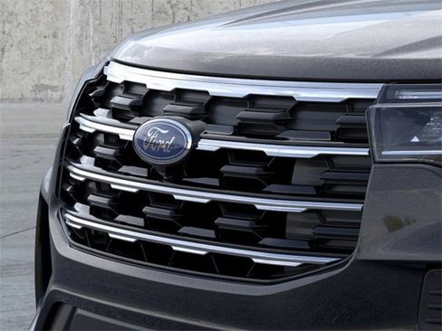 New 2026 Ford Explorer Active image 17