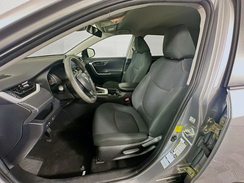 Certified 2020 Toyota RAV4 LE w/ All Weather Liner Package image 20