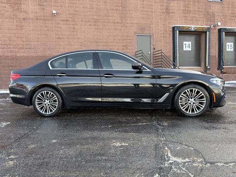 Used 2018 BMW 540i xDrive image 2