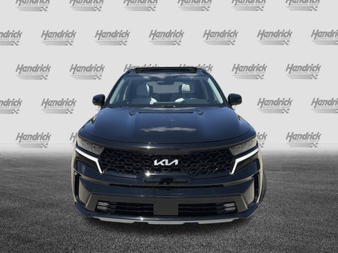 Used 2023 Kia Sorento SX AWD/4WD image 3