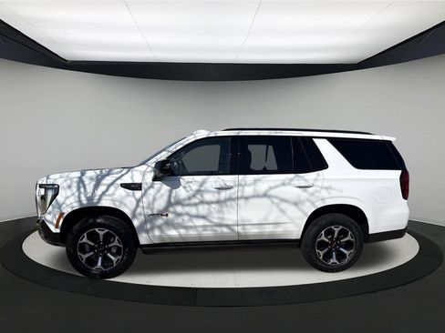 New 2026 GMC Yukon AT4 w/ AT4 Premium Package AWD/4WD image 7