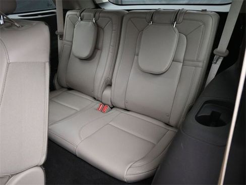 Used 2021 Lincoln Aviator Reserve w/ Equipment Group 201A image 15