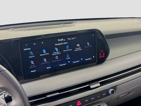 Used 2024 Hyundai Palisade SEL FWD image 13