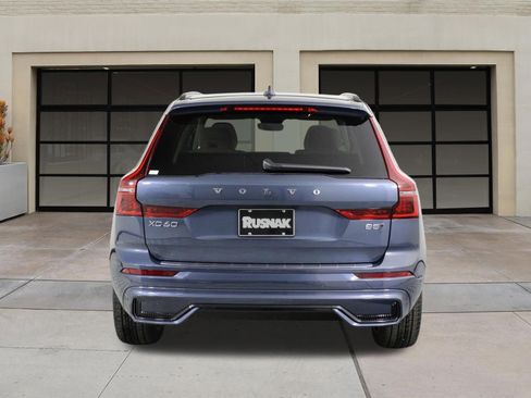 New 2026 Volvo XC60 B5 Ultra w/ Climate Package AWD/4WD image 4