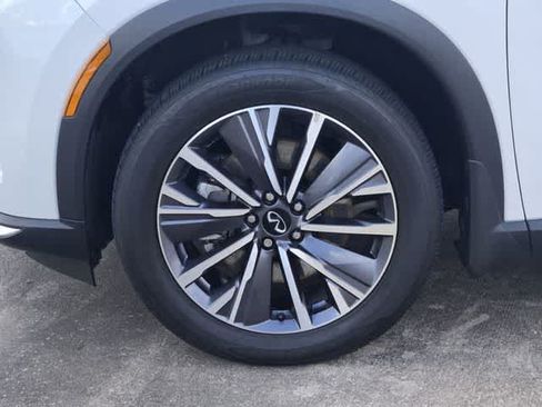 Certified 2027 INFINITI QX60 Luxe w/ Cargo Package FWD image 8