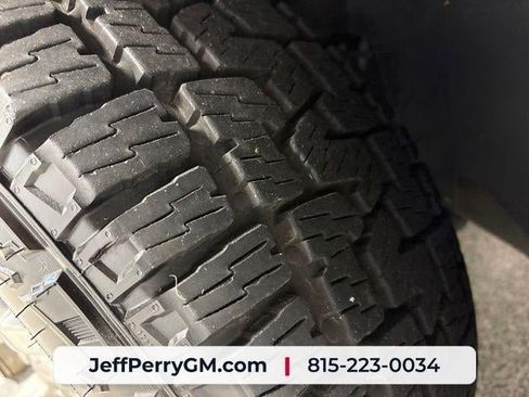 Used 2016 GMC Sierra 1500 SLT w/ SLT Premium Package AWD/4WD image 35