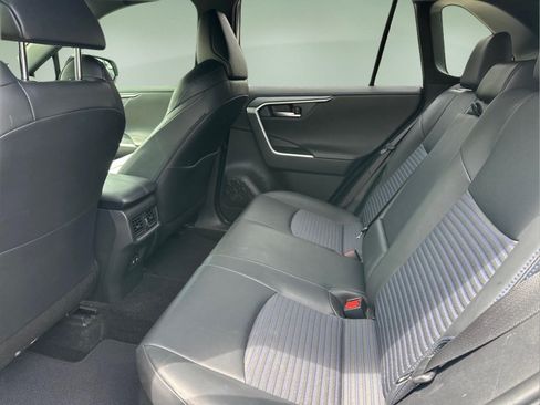 Used 2019 Toyota RAV4 XSE AWD/4WD image 16