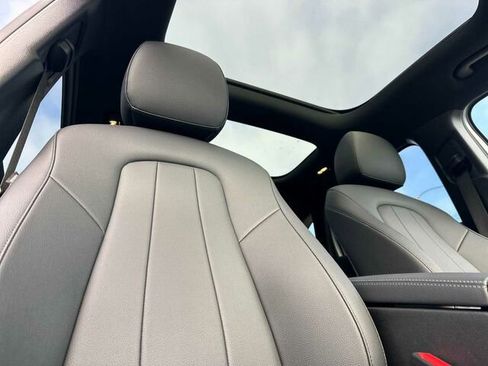 Used 2025 Mercedes-Benz GLA 250 4MATIC image 21