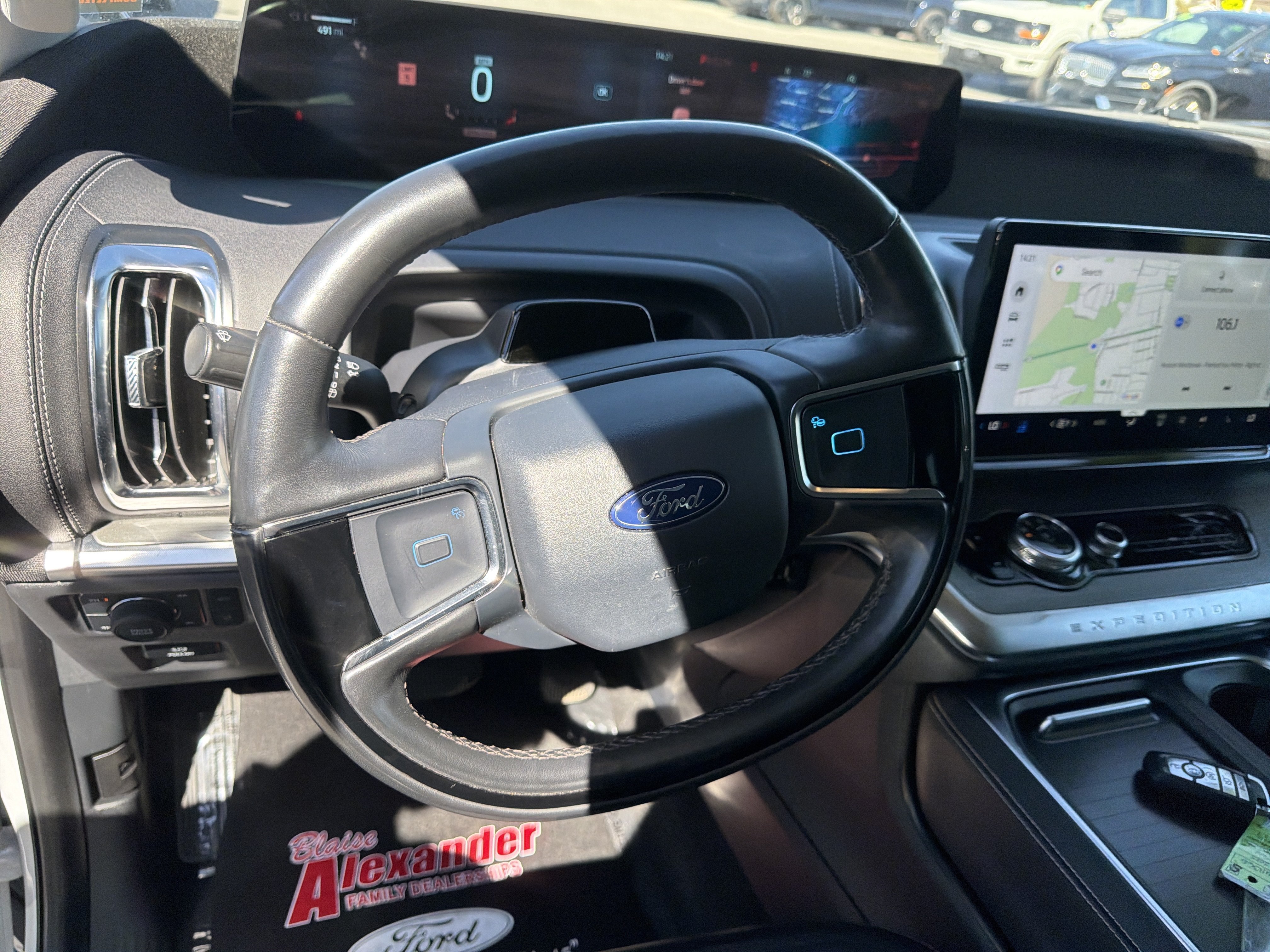 Used 2025 Ford Expedition Max Platinum AWD/4WD image 18