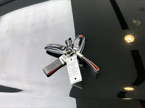 Used 2022 Audi RS e-tron GT image 14