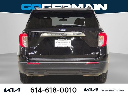 Used 2023 Ford Explorer XLT image 9